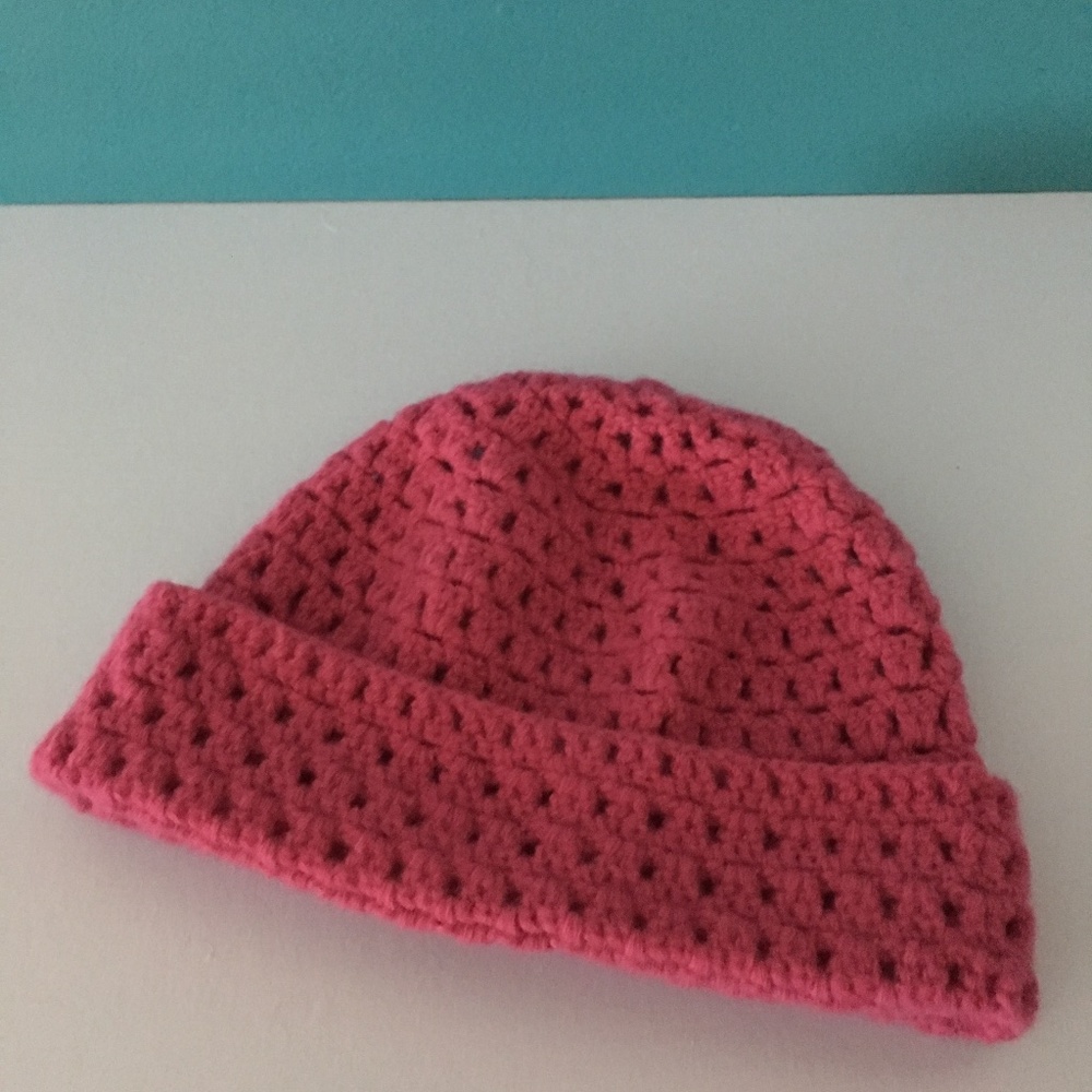 Women Fuchsia Wool Blend Knit Beanie